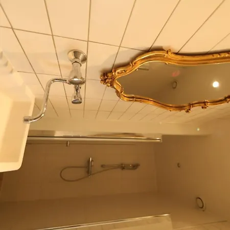 Hostnfly - Sweet Flat Near The Saint Martin Canal *